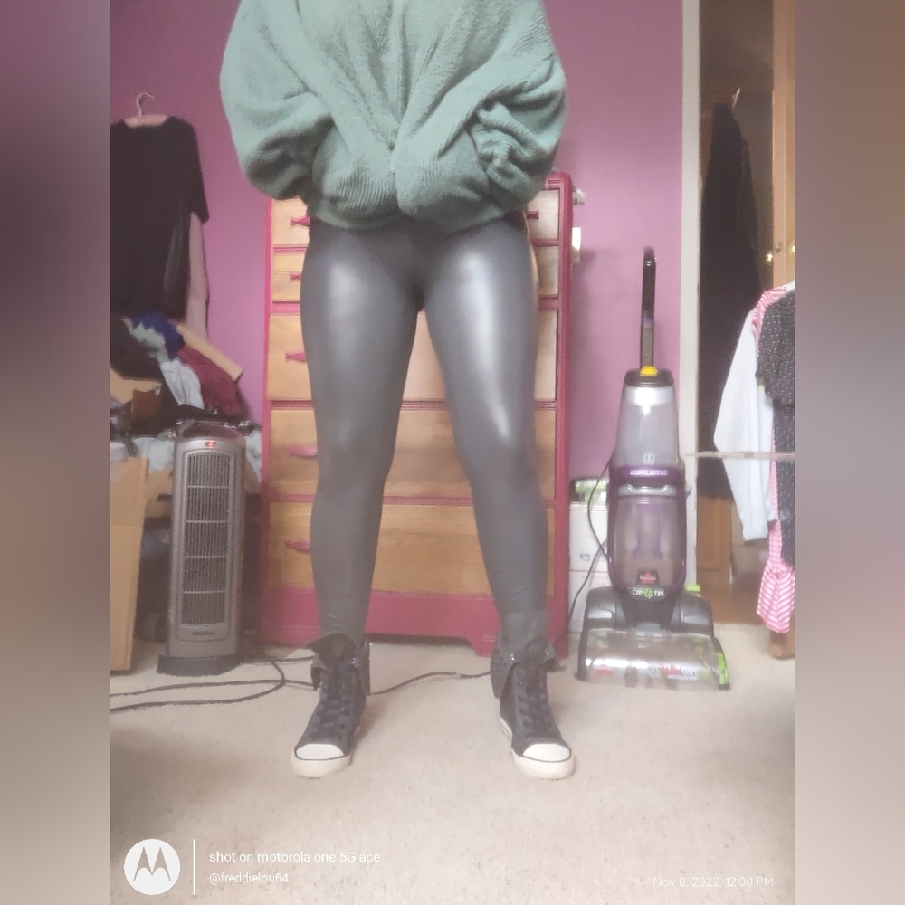 HostPick! Miz Holiday Vegan Charcoal Leather Crop Top & Legging Sets - Picture 9 of 9